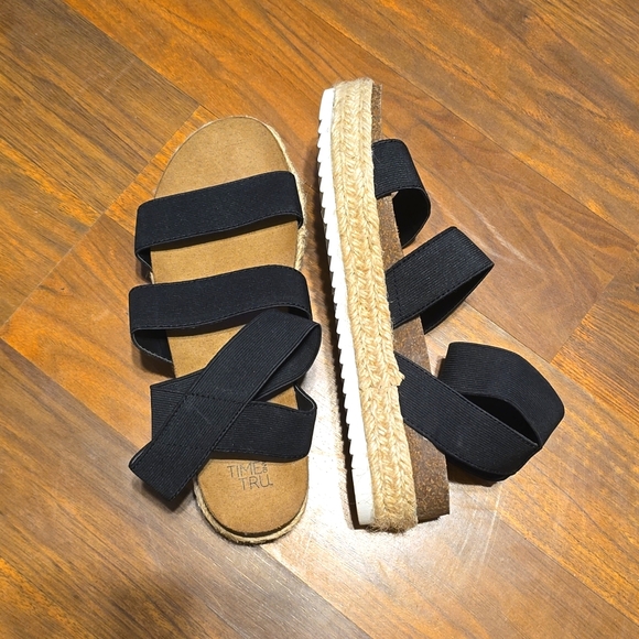 Women's Size 8 espadrille Time and Tru sandal - Picture 1 of 2